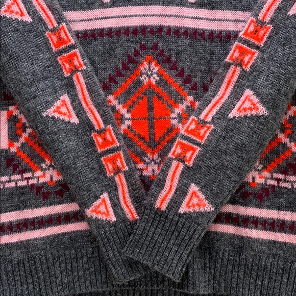 J.CREW | XXS WOMENS |  WOOL SWEATER in GREY BOLD` GEOMETRIC PATTERN 77366 - Picture 8 of 10